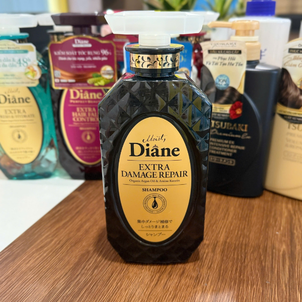 Dầu gội phục hồi tóc hư tổn Moist Diane Extra Damage Repair