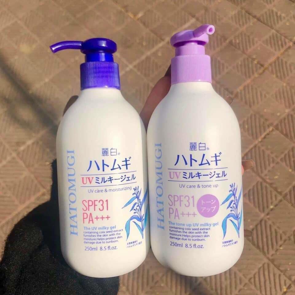 Sữa dưỡng thể Hatomugi dưỡng ẩm và nâng tông da SPF31+ chai 250ml