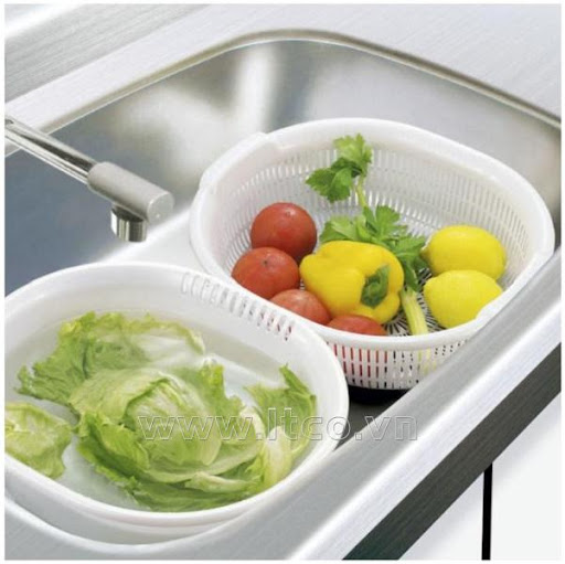 Rổ nhựa Sanada hình oval 5.3L - trắng