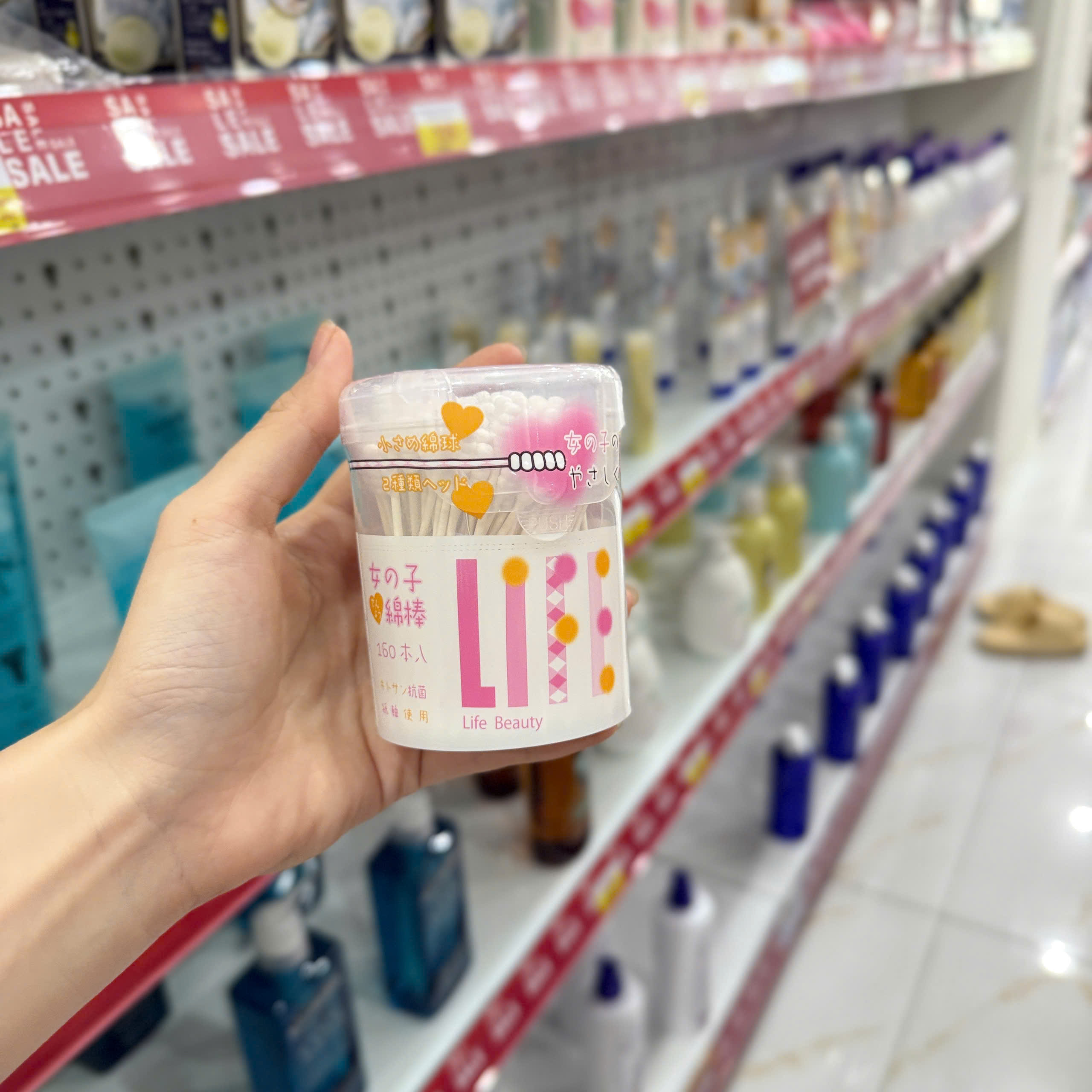Tăm bông thân giấy Life For Girls hộp nắp bật 160 chiếc