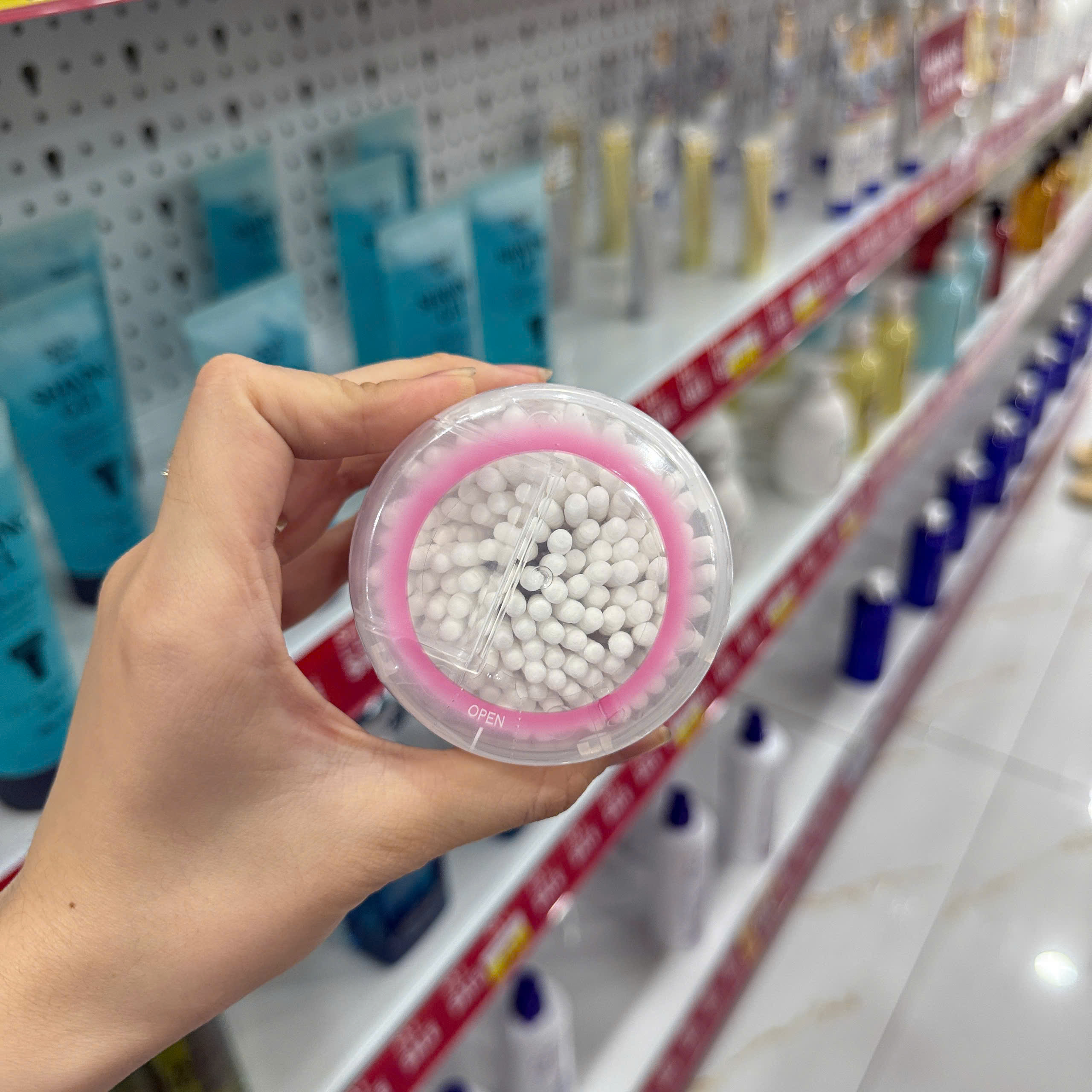 Tăm bông thân giấy Life For Girls hộp nắp bật 160 chiếc