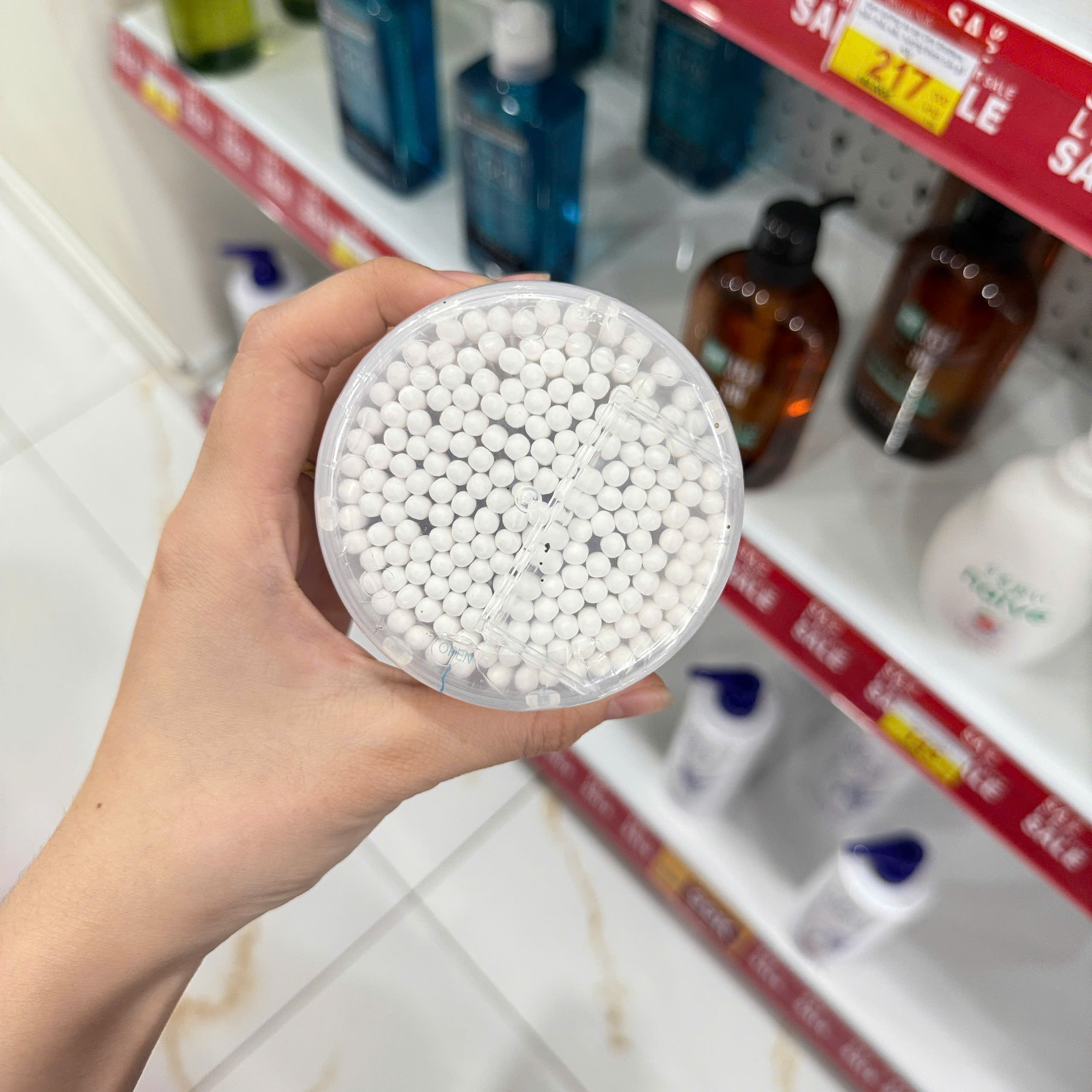 Tăm bông người lớn Life hộp nắp bật 200 cây