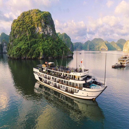 Du thuyền Alisa Premier Cruise