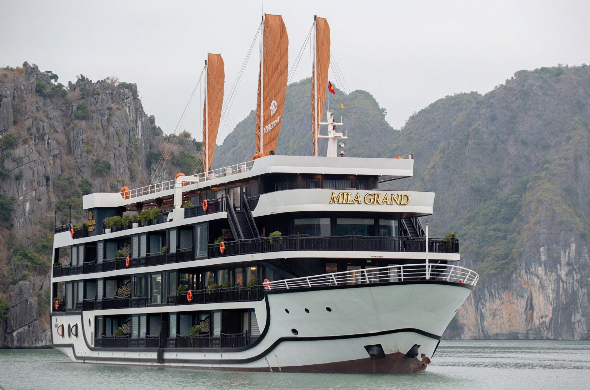 Du thuyền Mila Grand (3N2Đ)