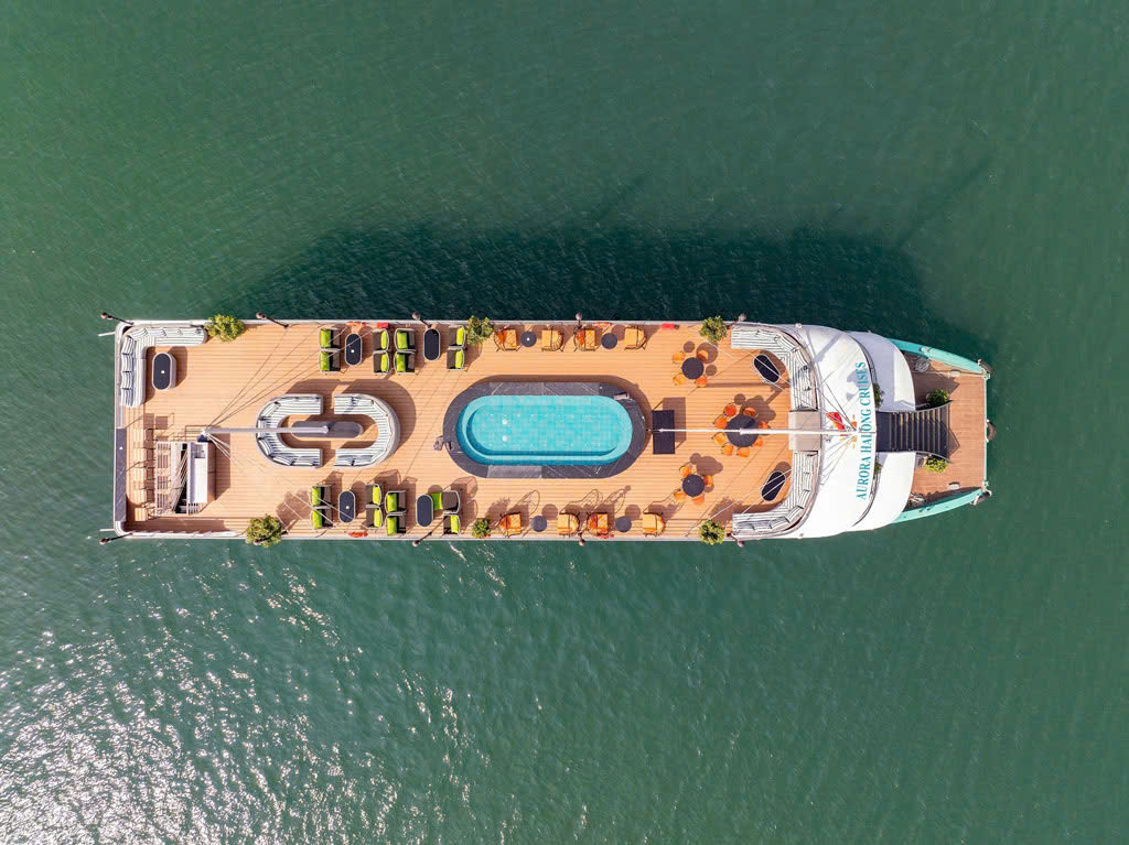 Thuê trọn du thuyền trong ngày Aurora Cruise tổ chức sự kiện