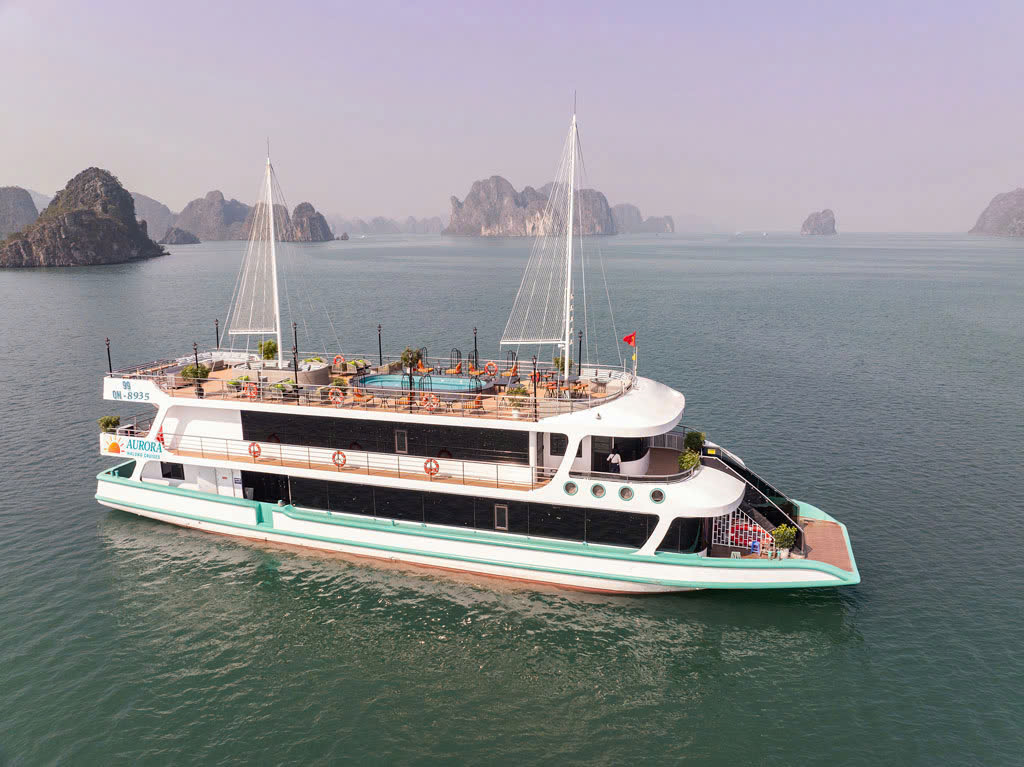 Du thuyền Aurora Hạ Long ( 6 tiếng)