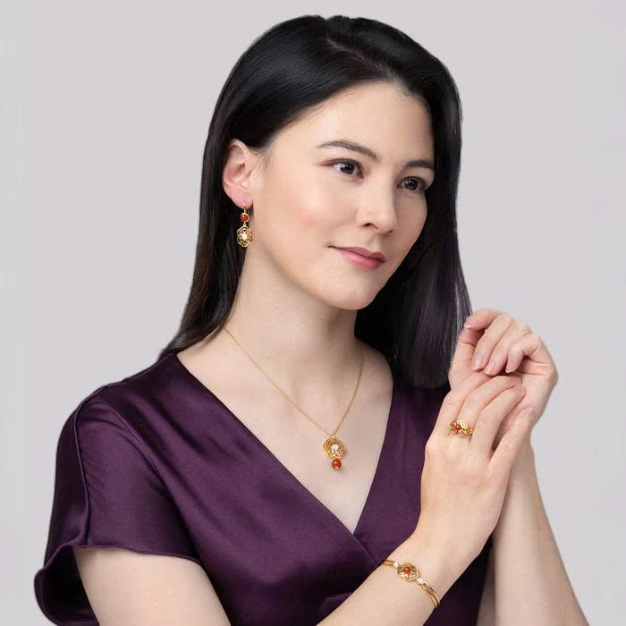 hyên tai móc Như Ý thanh lịch - Màu Cam