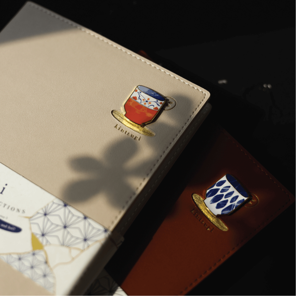 Pin 'tách trà Kintsugi' đế nam châm dùng làm trang trí, bookmark, gắn vật dụng gia đình