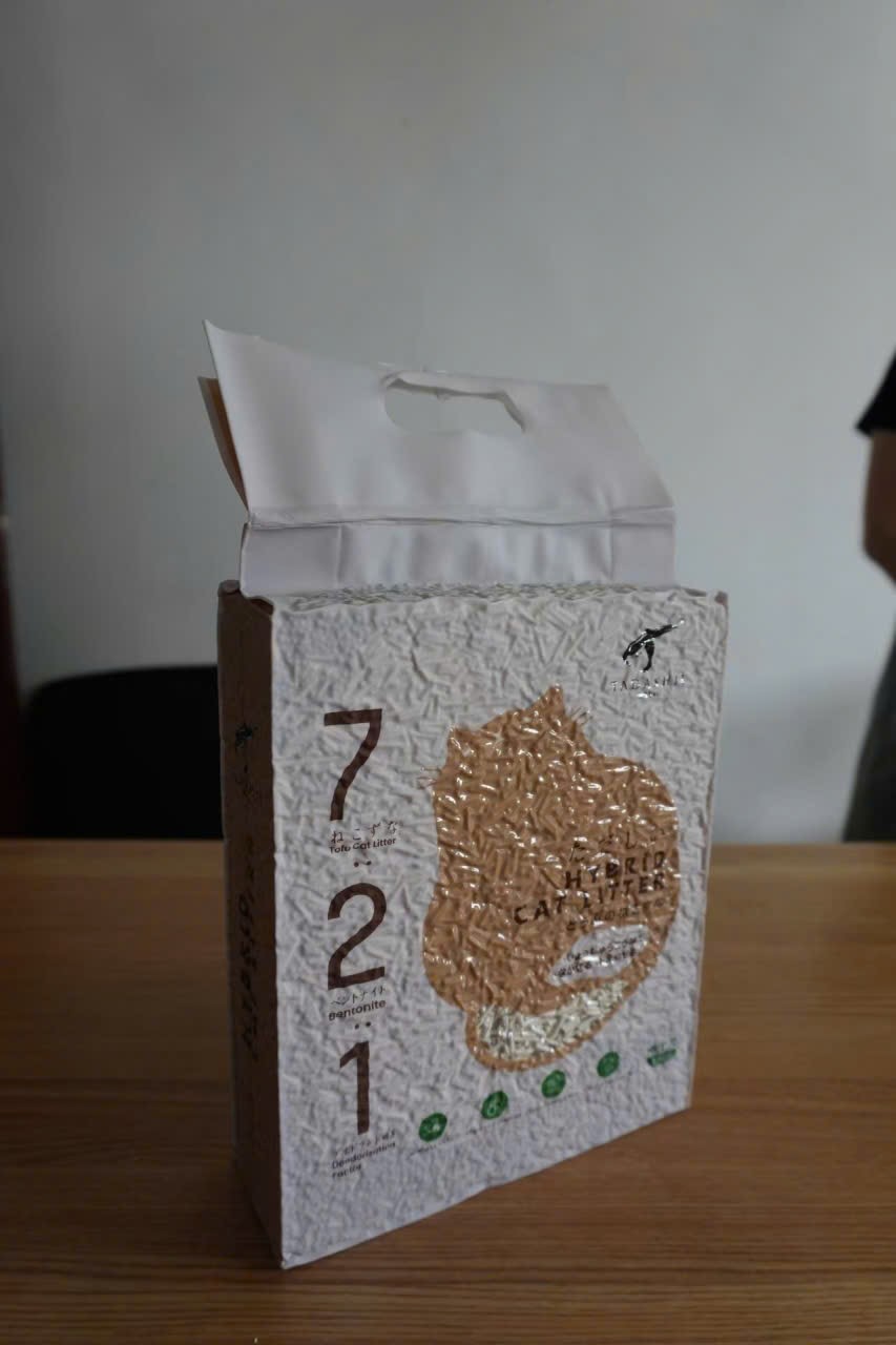 Cát vệ sinh cho mèo