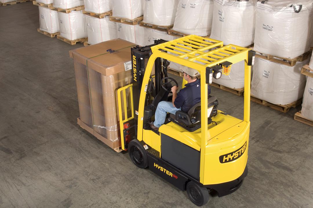 Cách chọn xe nâng tốt giá rẻ