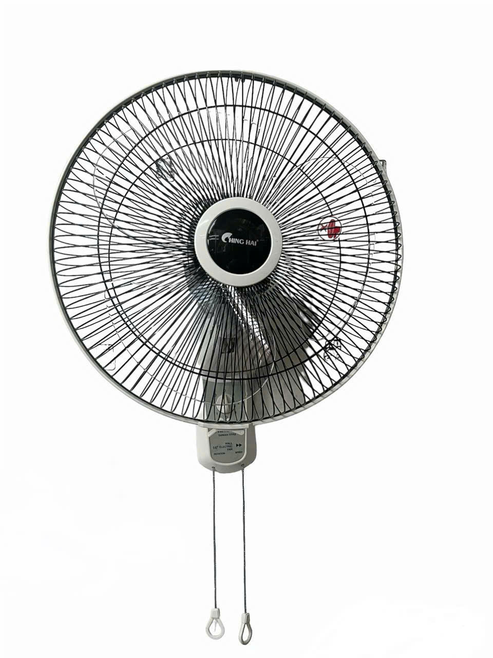 Quạt treo tường Chinghai W615B