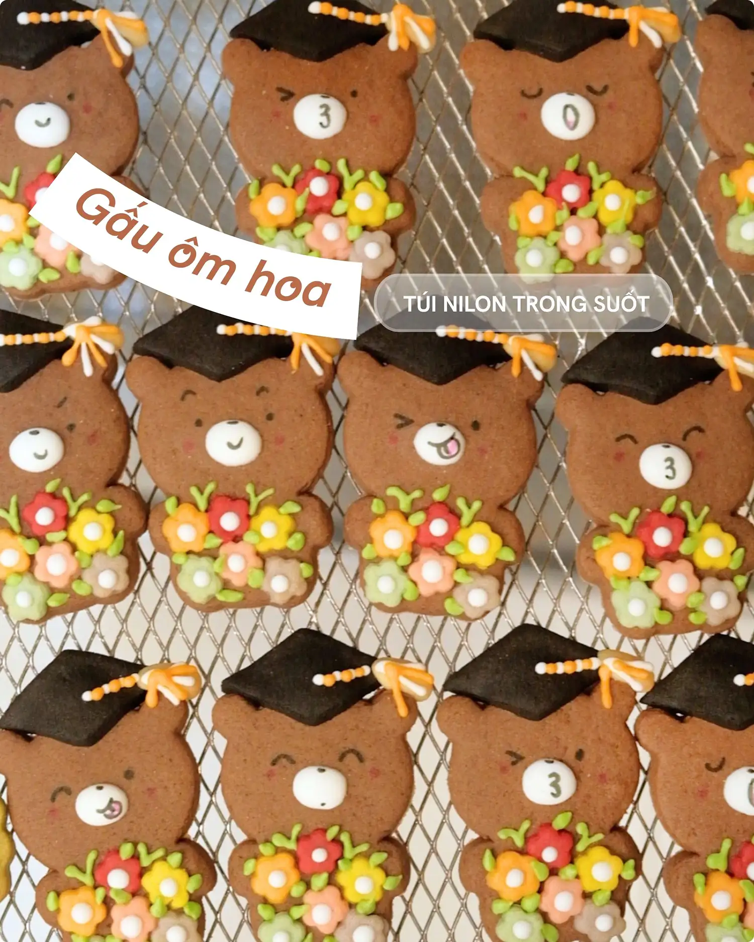 Quà đáp lễ Tốt nghiệp - Mẫu ôm hoa