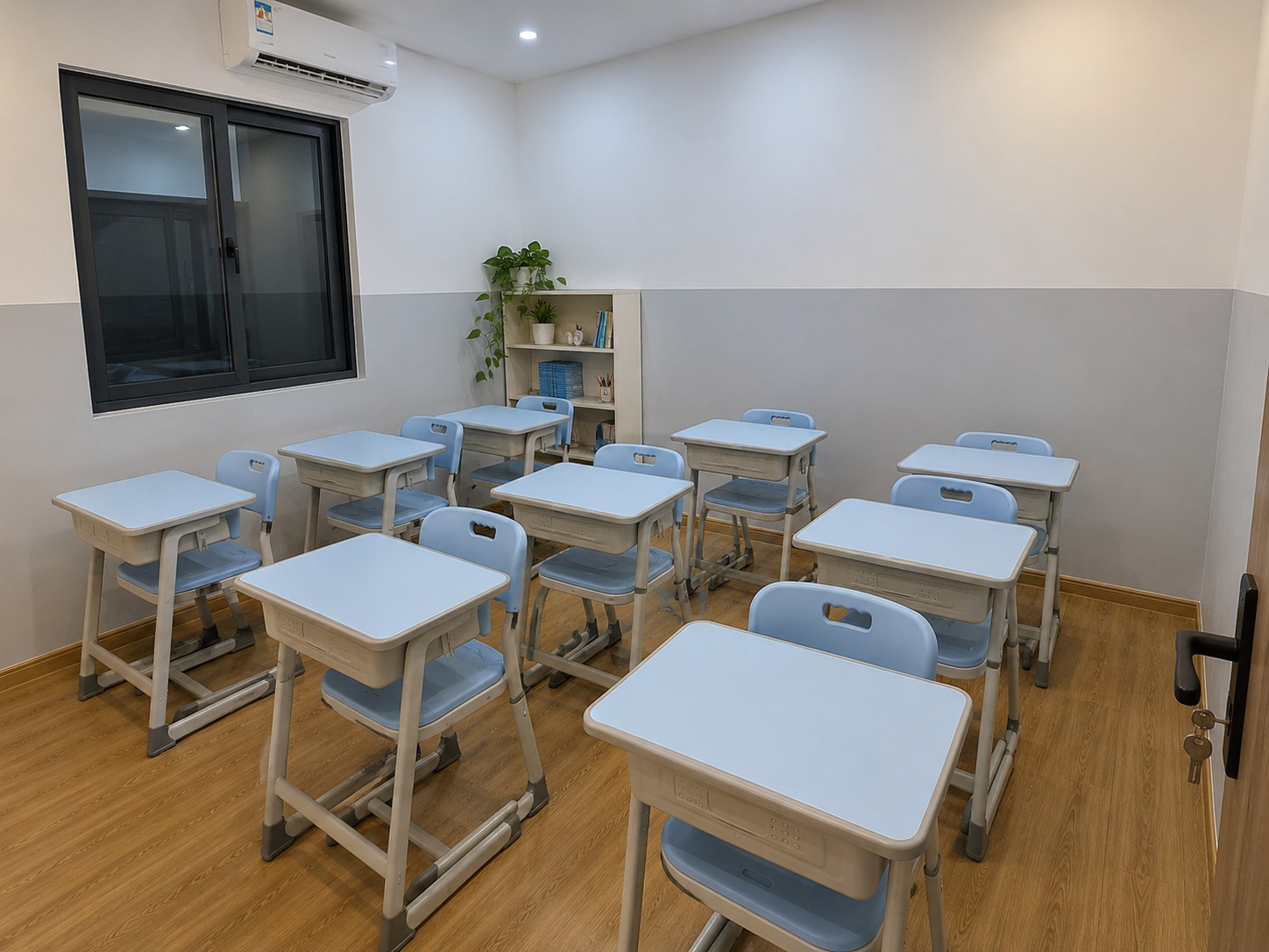 Lắp đặt bàn ghế trường học chắc chắn, phù hợp không gian lớp học