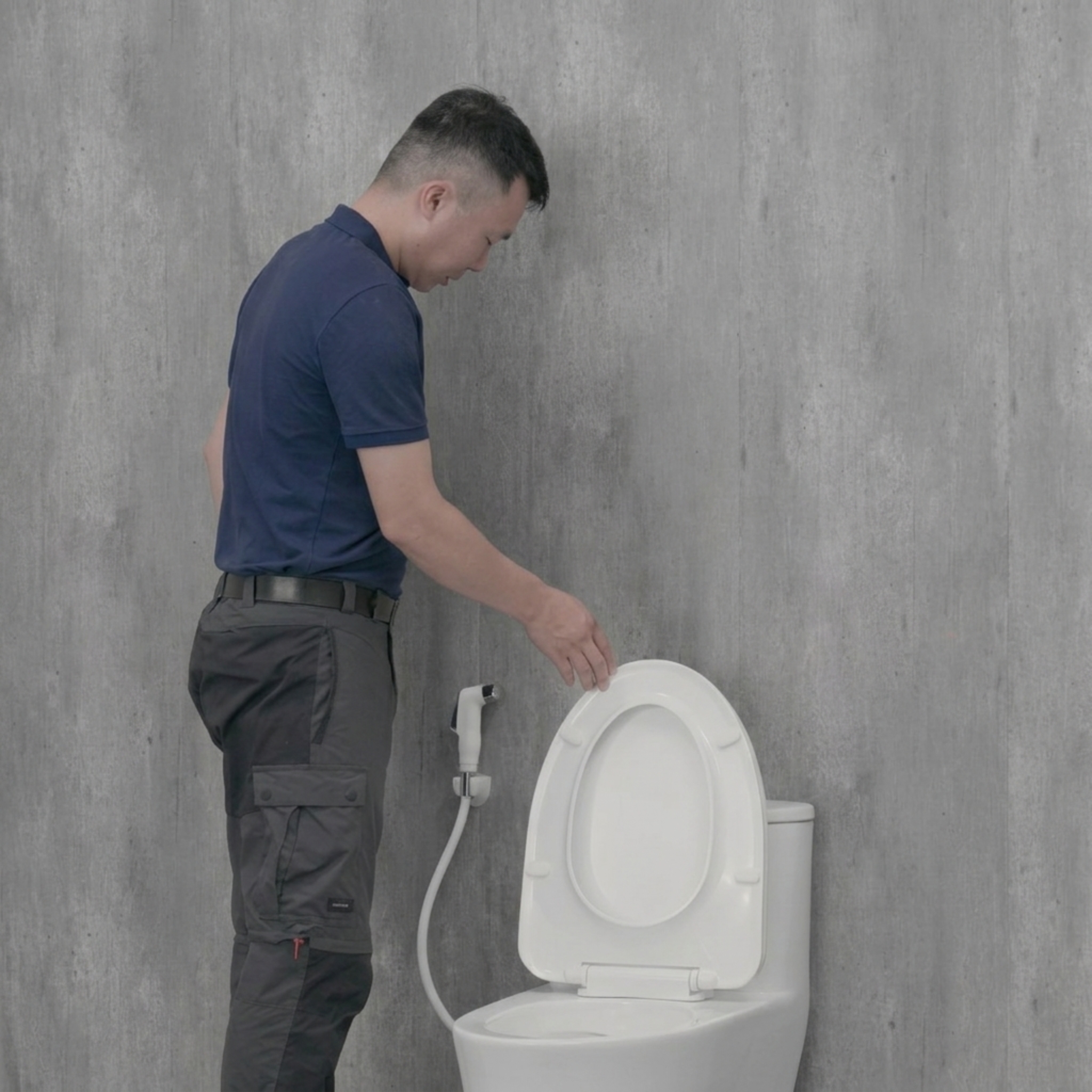 Hướng dẫn bảo dưỡng Bàn cầu Viglacera | Xử lý rò rỉ mùi hôi