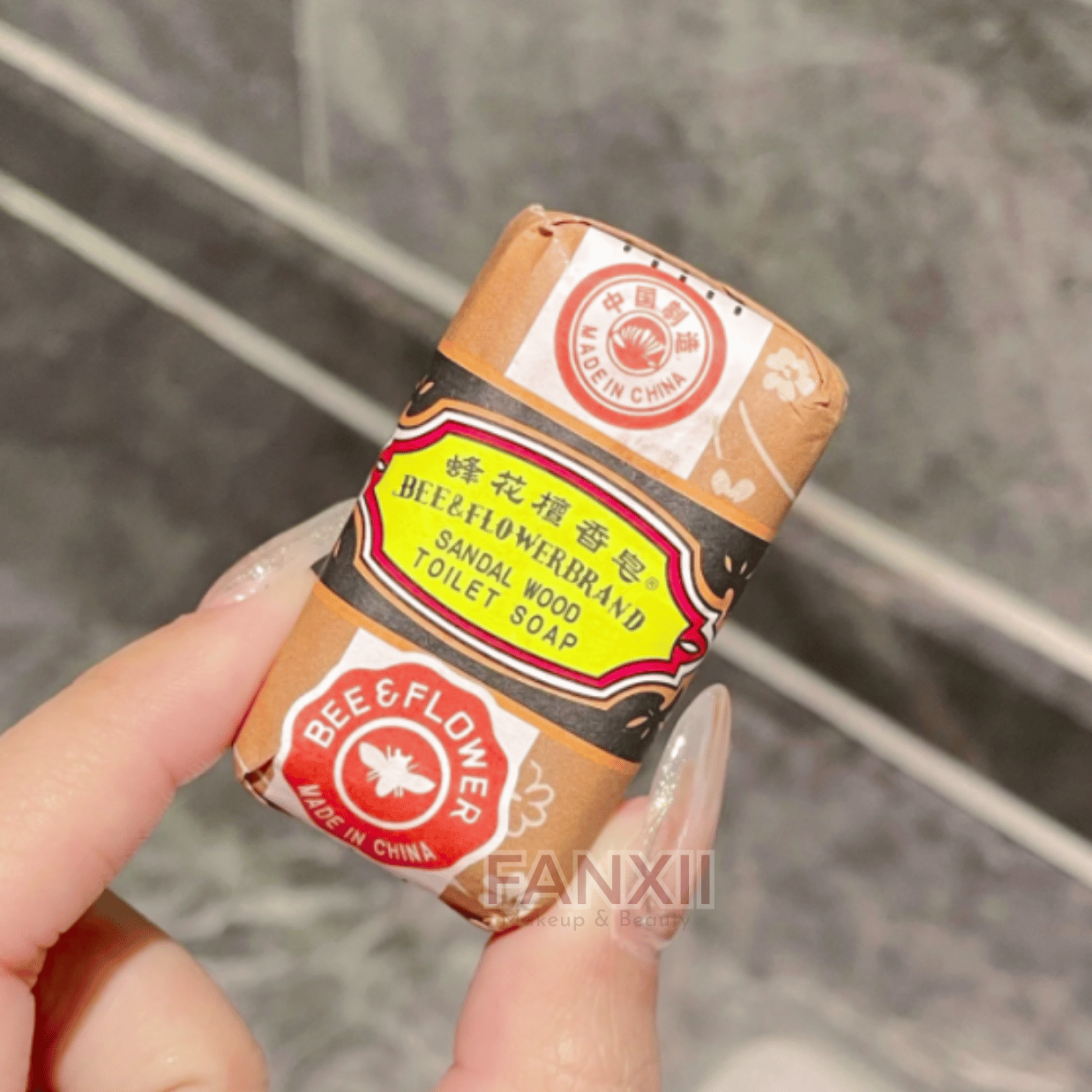 Dụng Cụ Giặt Rửa Làm Sạch Cọ Mút Trang Điểm