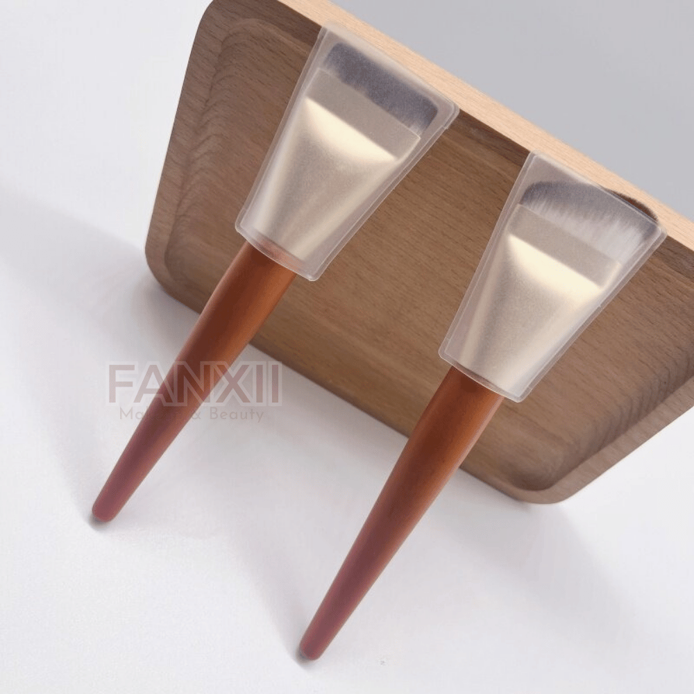 Tawny - Cọ Đầu Dẹt Vát Hình Oval Dàn Trải Tán Kem Nền