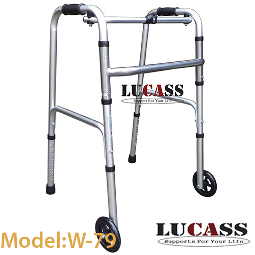 Khung tập đi có 2 bánh xe phía trước Lucass W-79