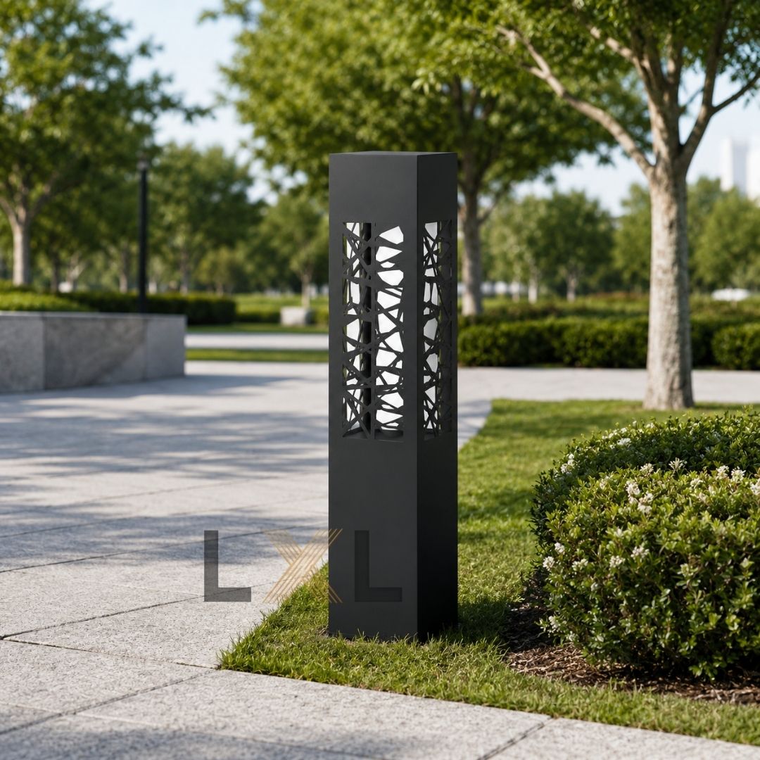 Đèn Bollard Vuông Cắt Laser Họa Tiết  LL11
