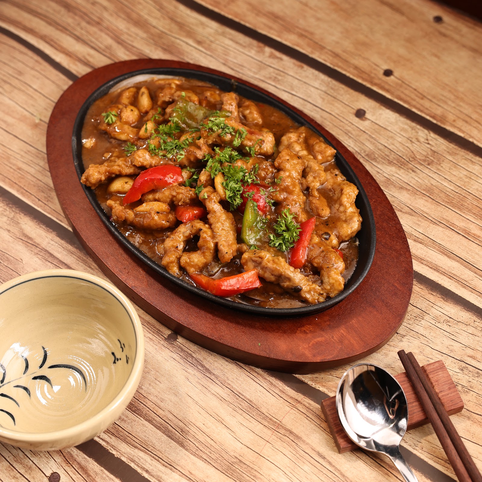 Má heo cháy cạnh - Nhà hàng Quê Ta