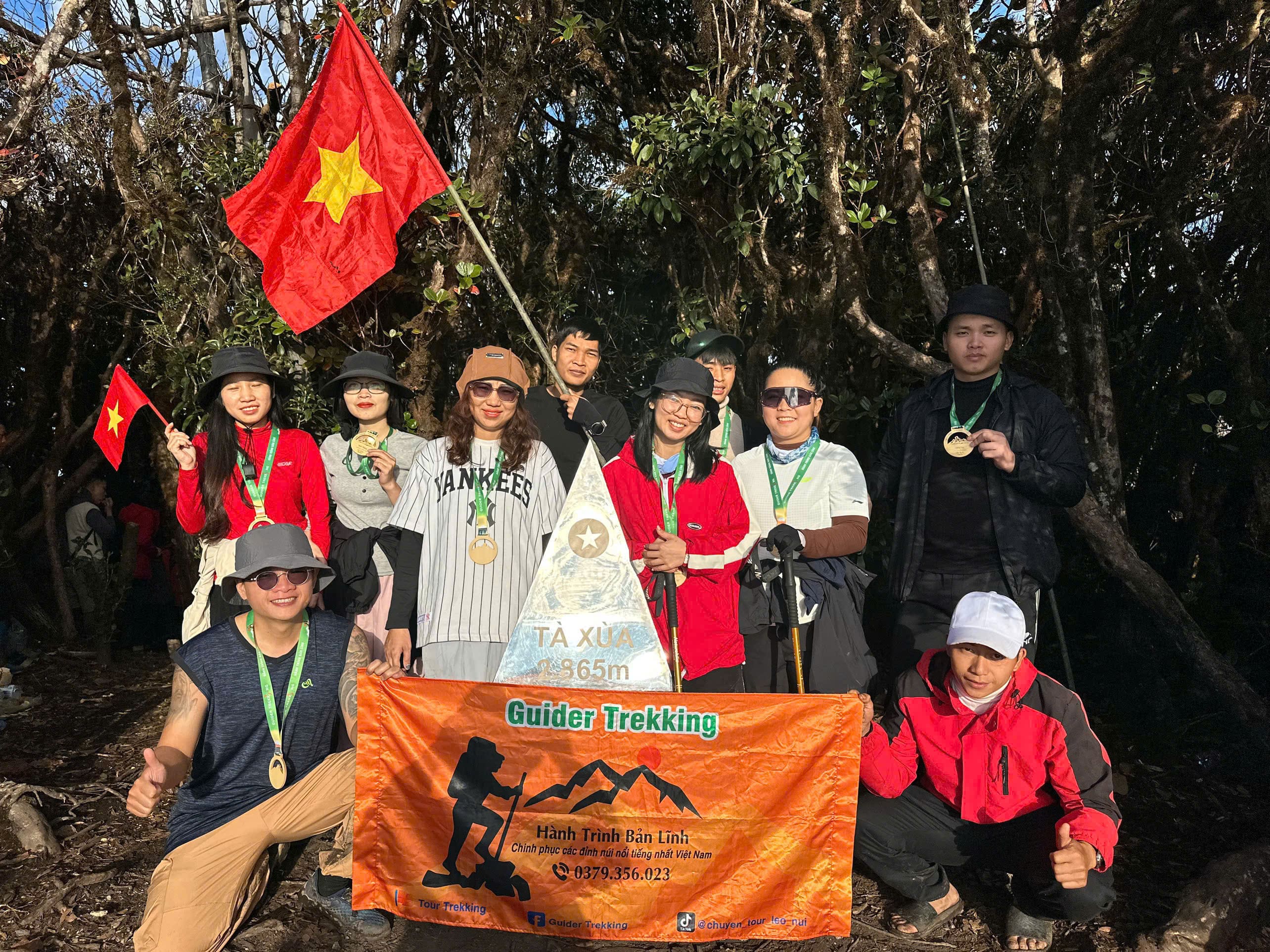 Chuẩn Bị Cho Chuyến Trekking Đầu Tiên: Hướng Dẫn Chi Tiết Cho Người Mới Bắt Đầu