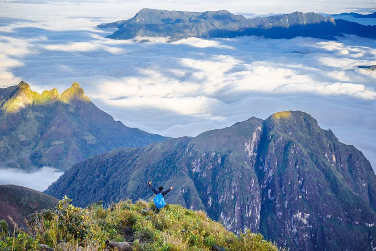 Bạch Mộc Lương Tử 3046m