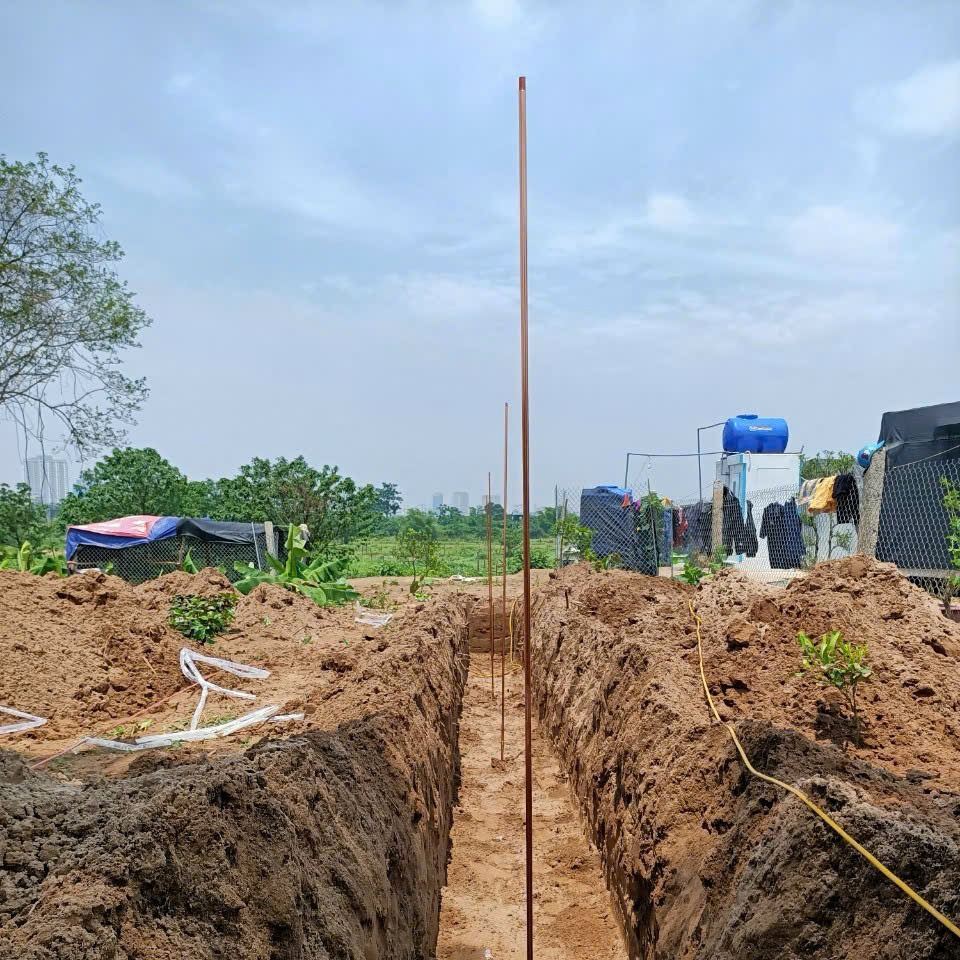 Cọc tiếp địa đồng đỏ d16 dài 2m4
