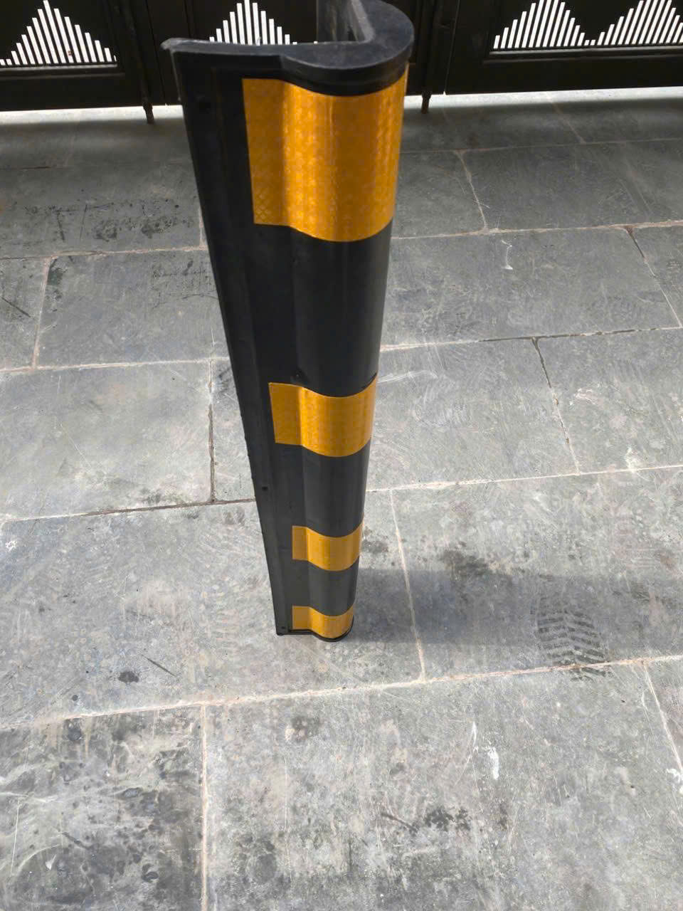 Ốp Cột Tròn Cao Su 800mm