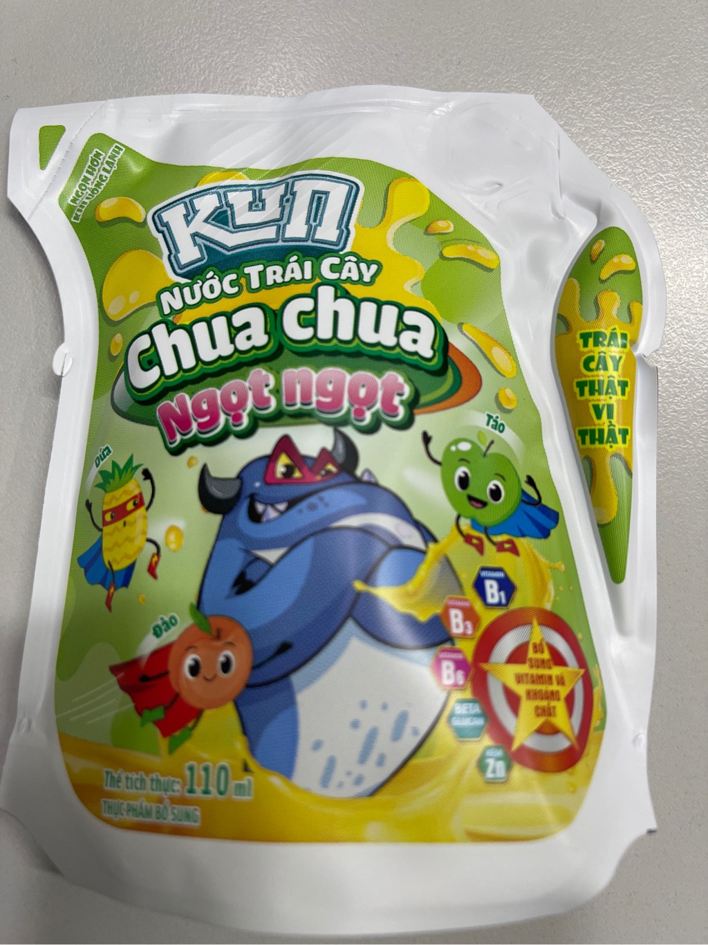 Nước trái cây chua chua ngọt ngọt Kun túi 110ml*24