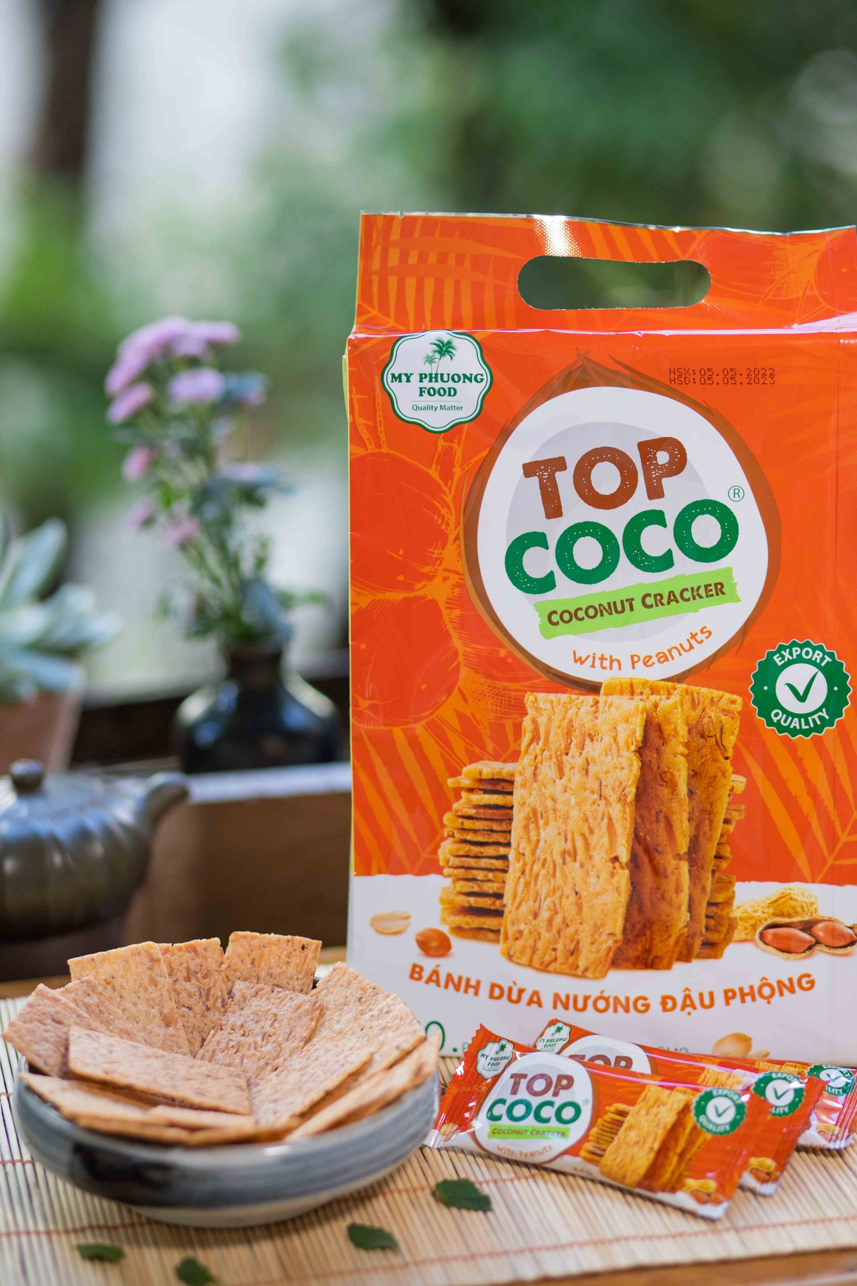 Bánh dừa nướng đậu phộng Top Coco đỏ 210g