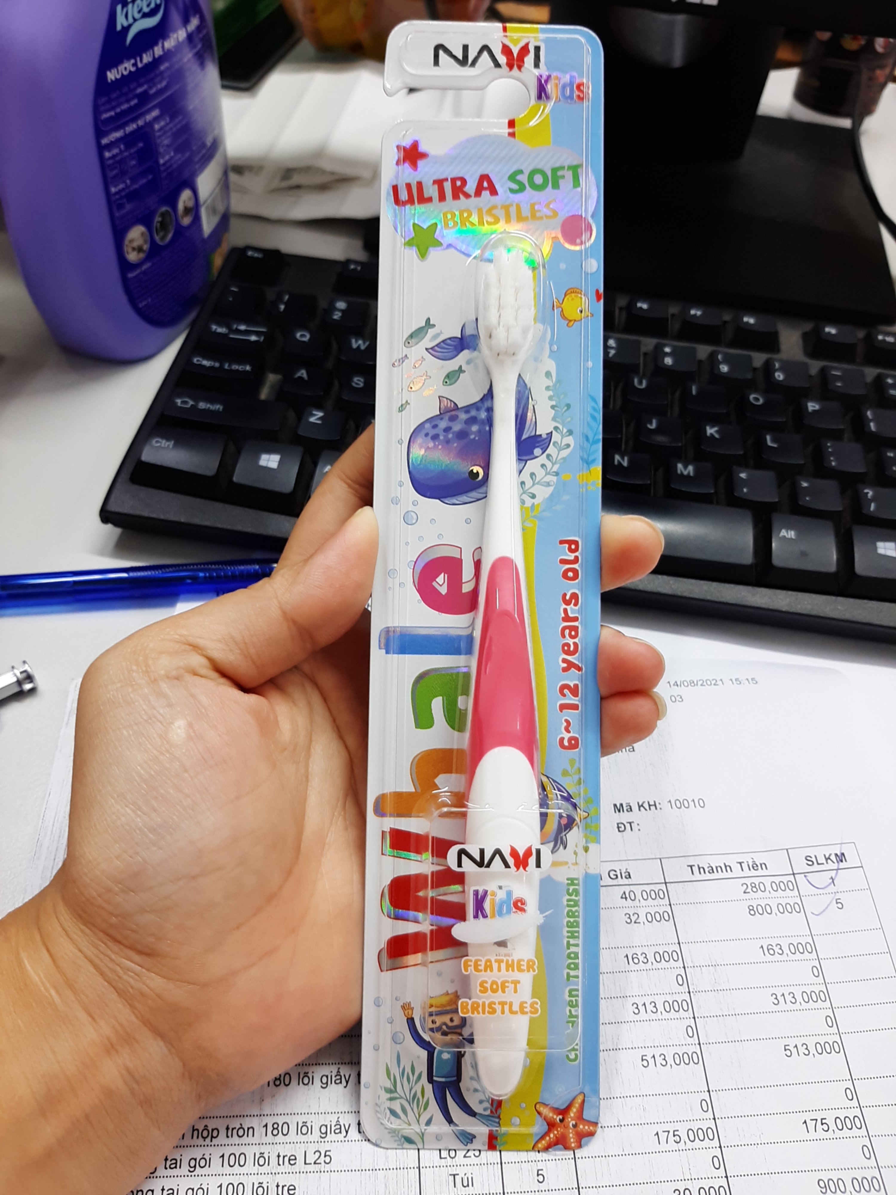 Bàn chải trẻ em Navi Whale