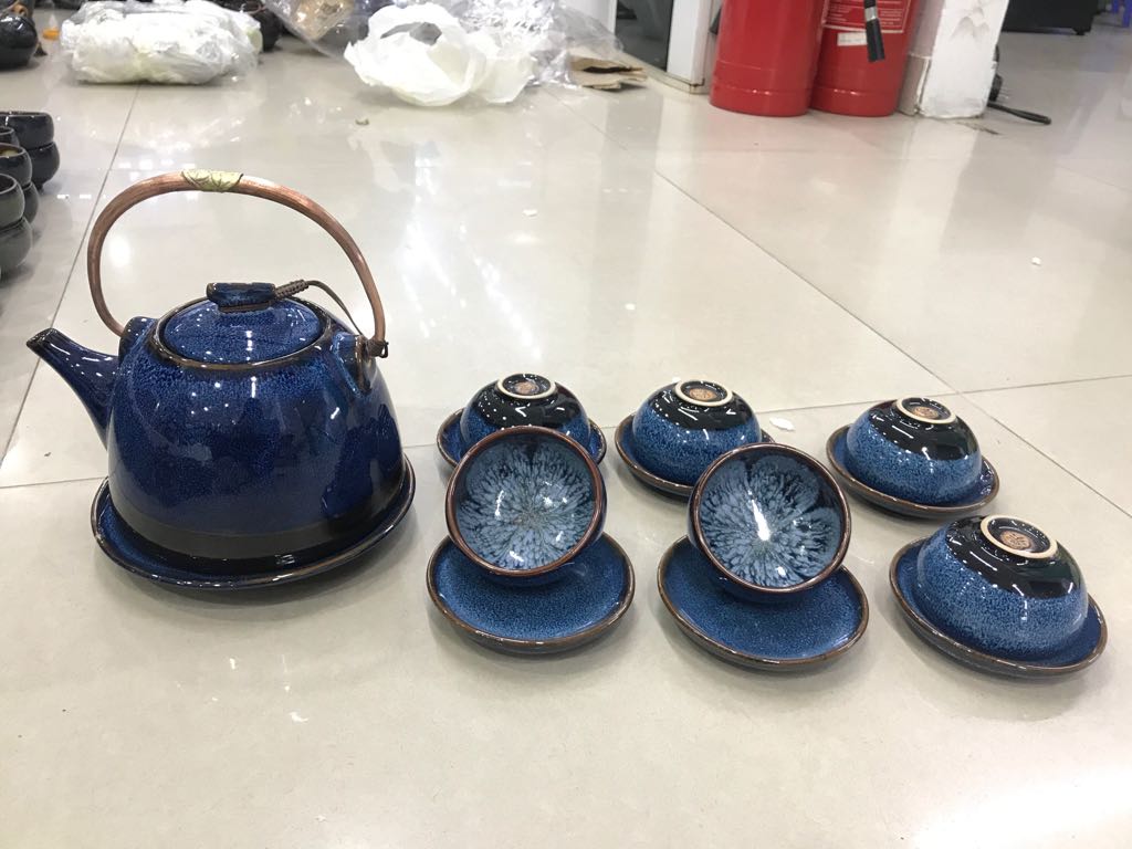 Bộ ấm chén Bát Tràng dáng siêu men hoả biến lòng hoa sen xanh