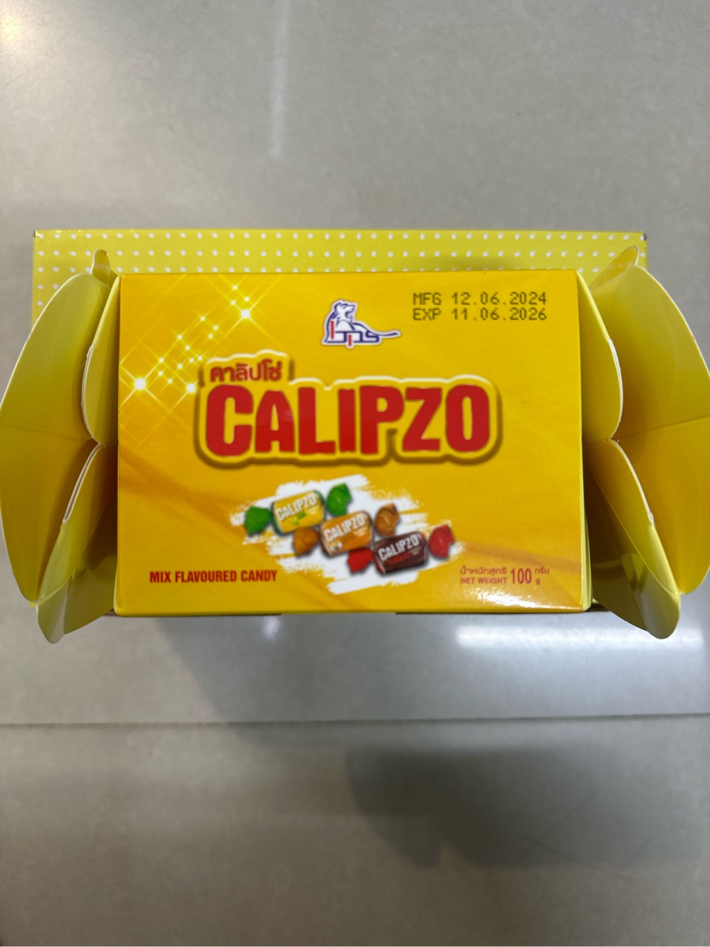 Kẹo Calipzo Mix hình xoắn Thái Lan 100g