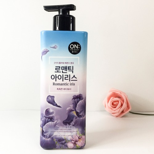 Sữa tắm On trắng da hương hoa diên vỹ 900g Hàn Quốc