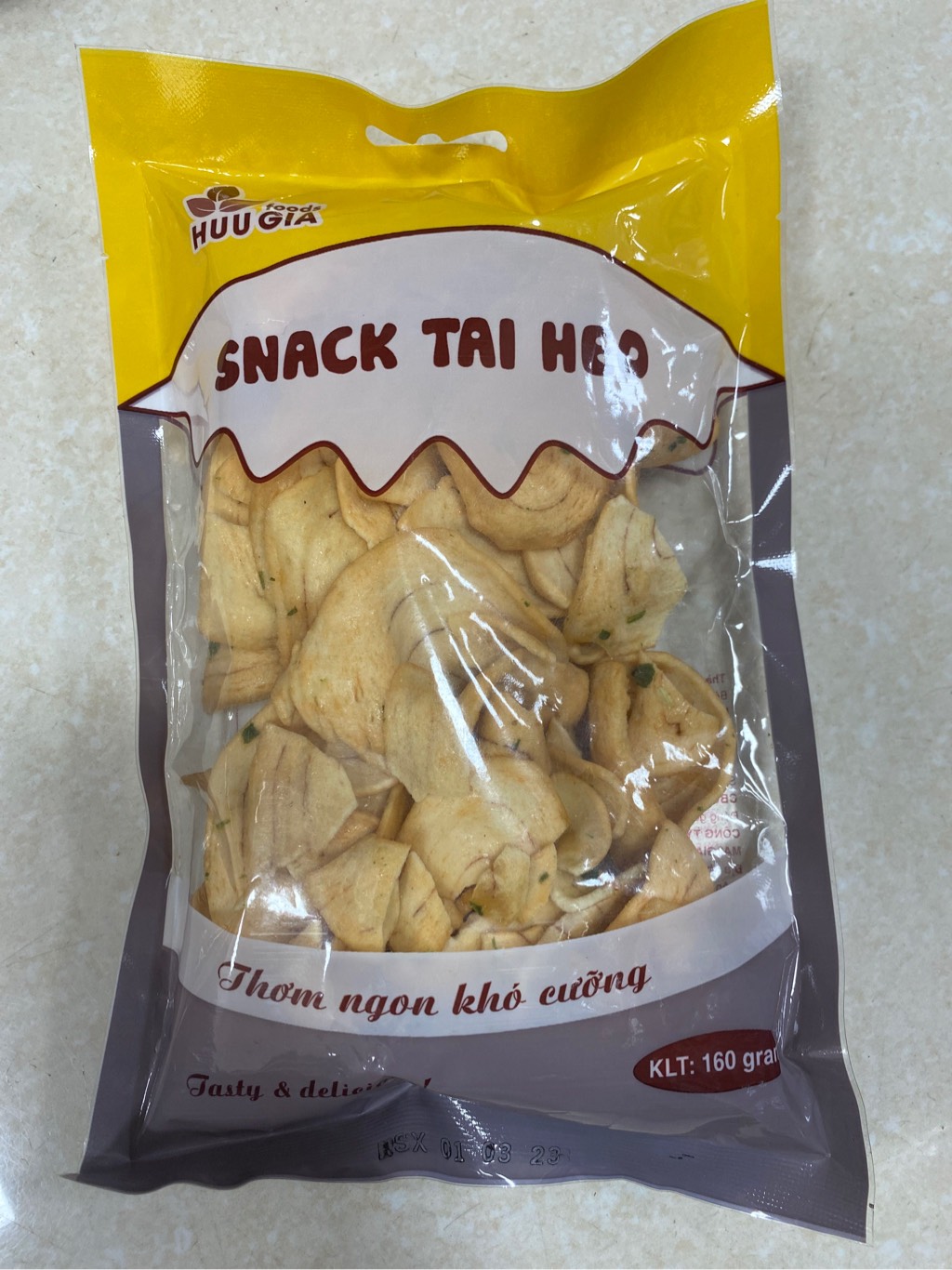 Snack tai heo Hữu Gia 160g