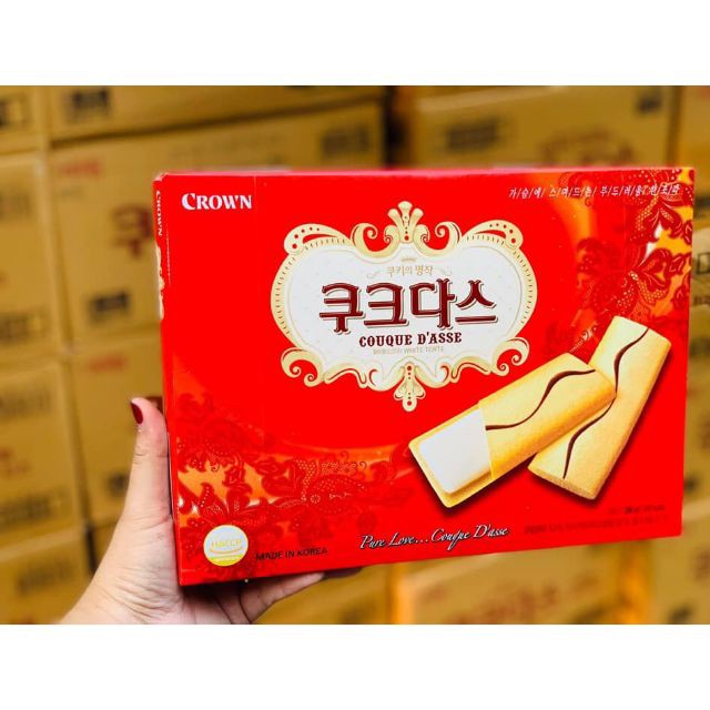 Bánh quy kẹp kem vị vani Crown Hàn Quốc 289g