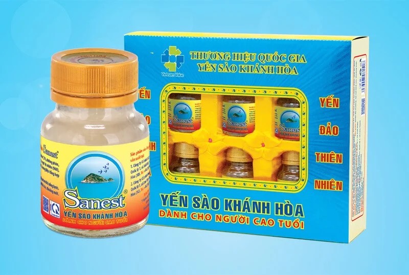 Nước Yến Sanvinest Có Đường dành cho Người Cao Tuổi Hộp 6 lọ x 70ml