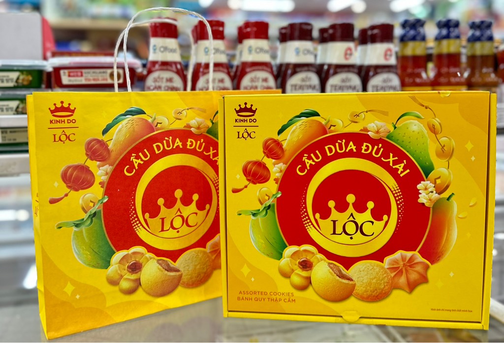 Bánh quy thập cẩm Lộc cầu dừa đủ xài  Kinh Đô 300g