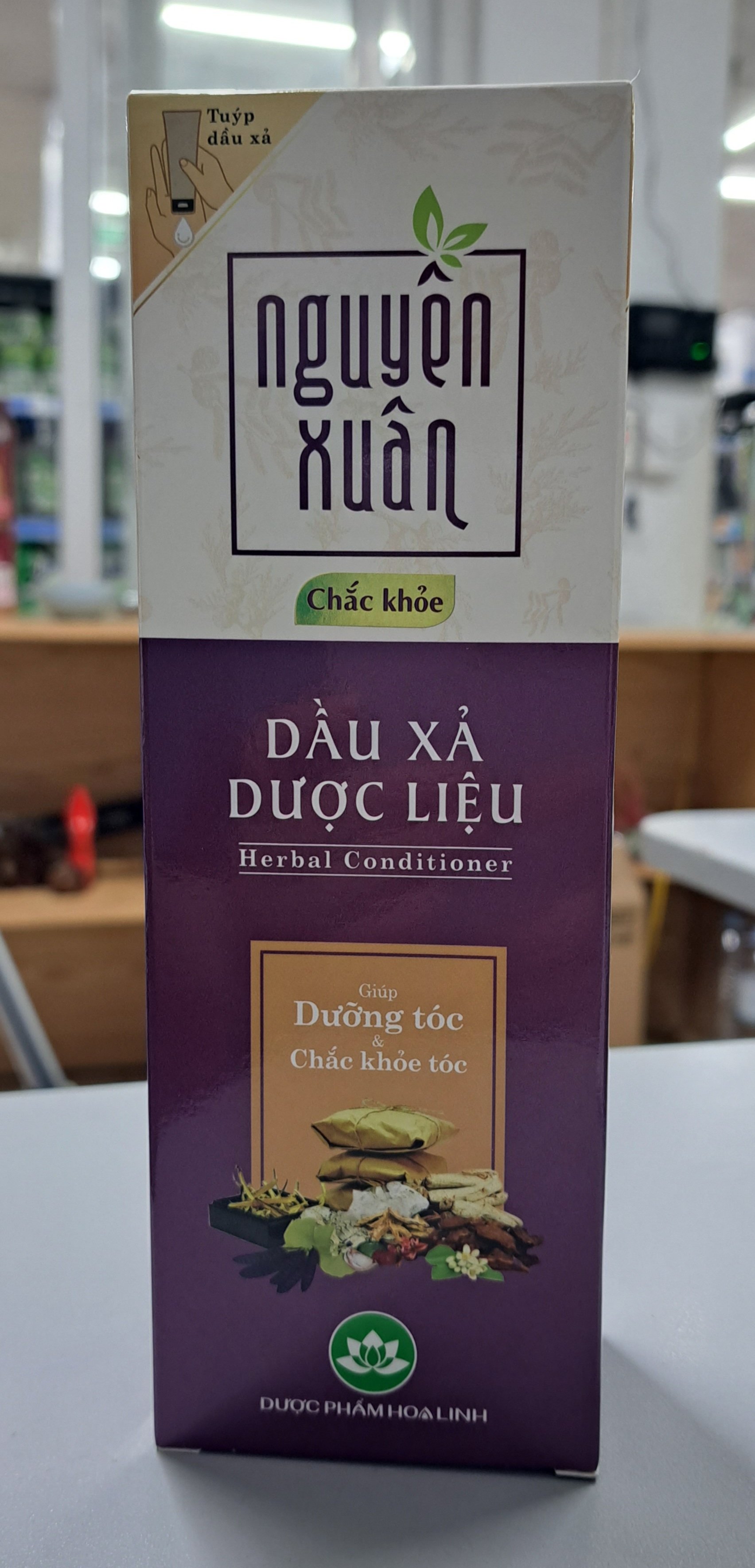 Dầu xả dược liệu nguyên xuân dưỡng tóc 150ml