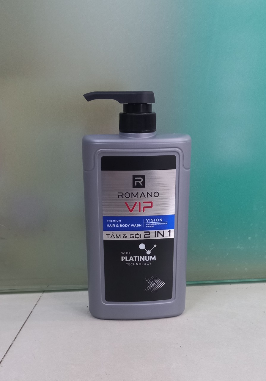 Sữa tắm, gội Romano Vip Vision  2in1 hương nước hoa cao cấp 650g