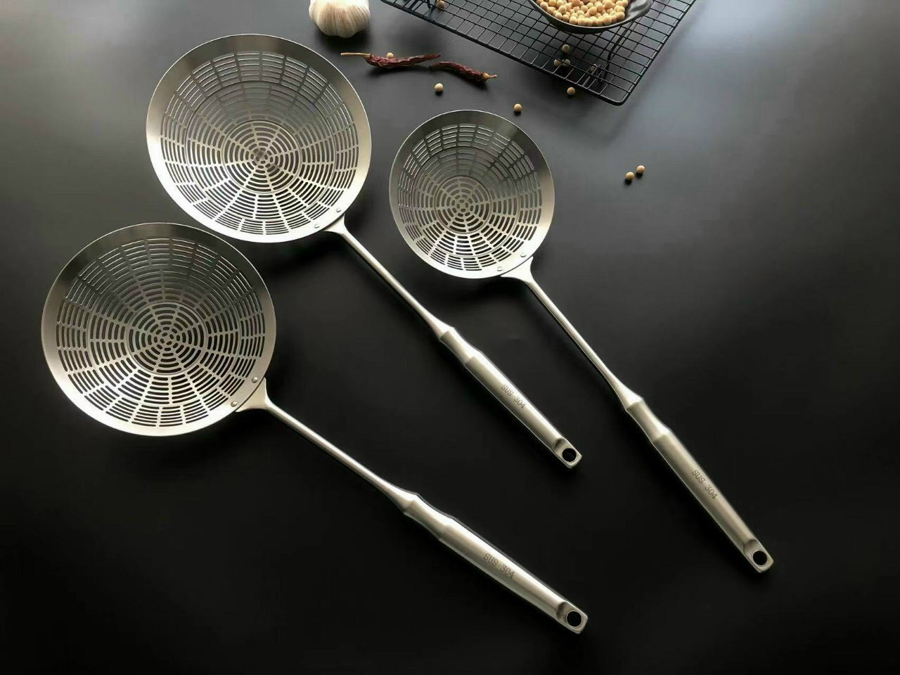 Chao inox đúc 14cm 777245