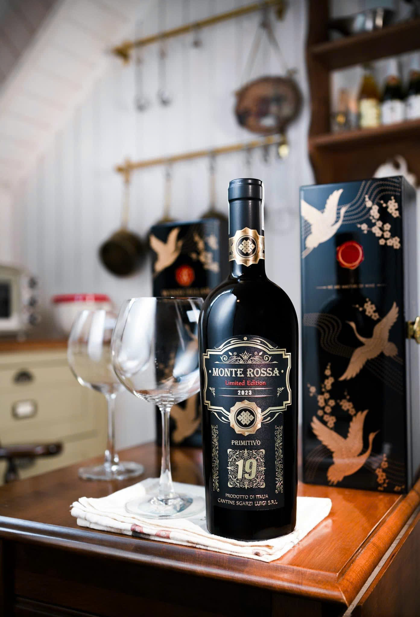Rượu vang đỏ chát Monte Rossa 19% Ý 750ml