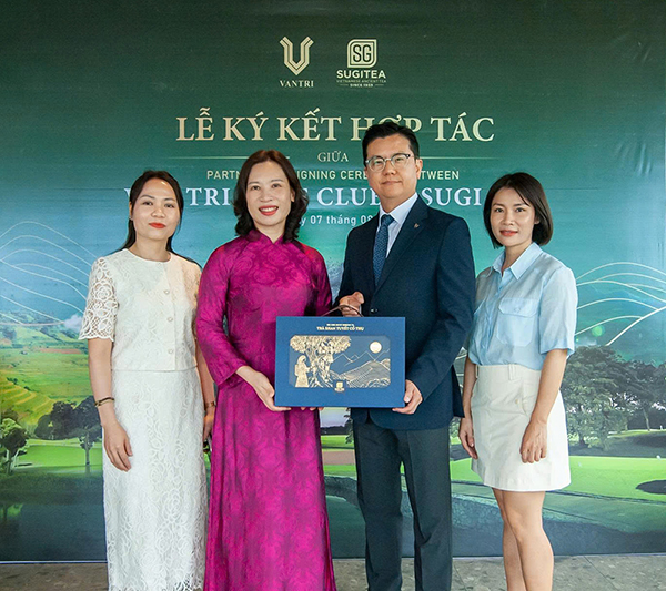 SUGITEA KÝ KẾT HỢP TÁC VỚI VÂN TRÌ GOLF CLUB