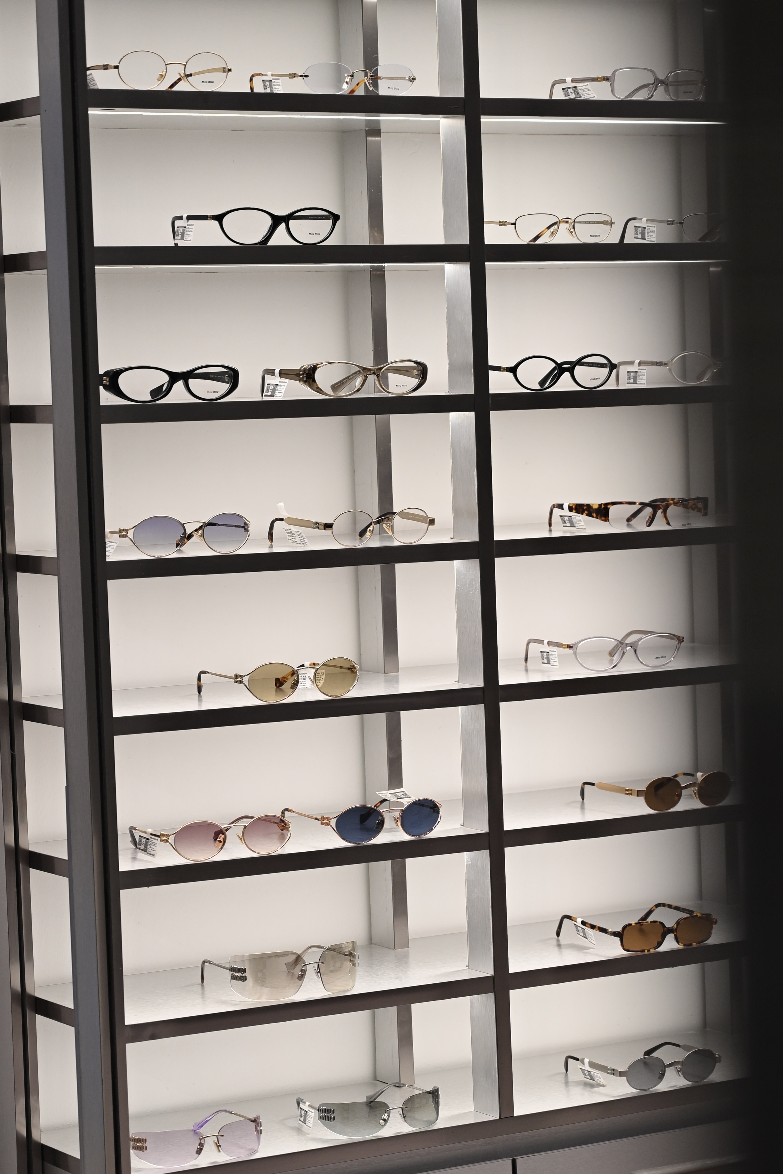 Bộ sưu tập eyewear tại Luxury Glasses