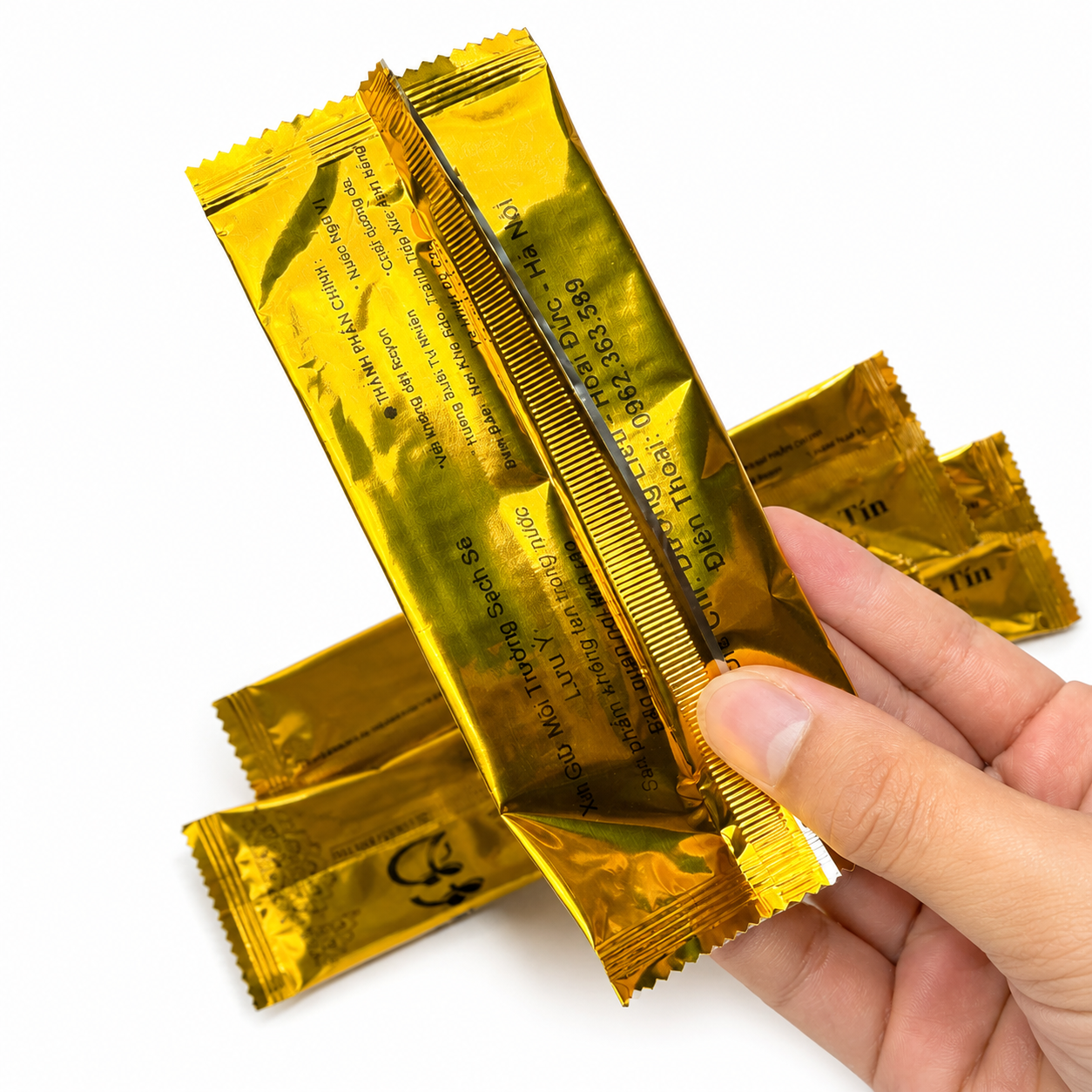 Hộp 20 khăn ướt bao sái cao cấp Đức Tín dùng để lau ban thờ hương trầm quế