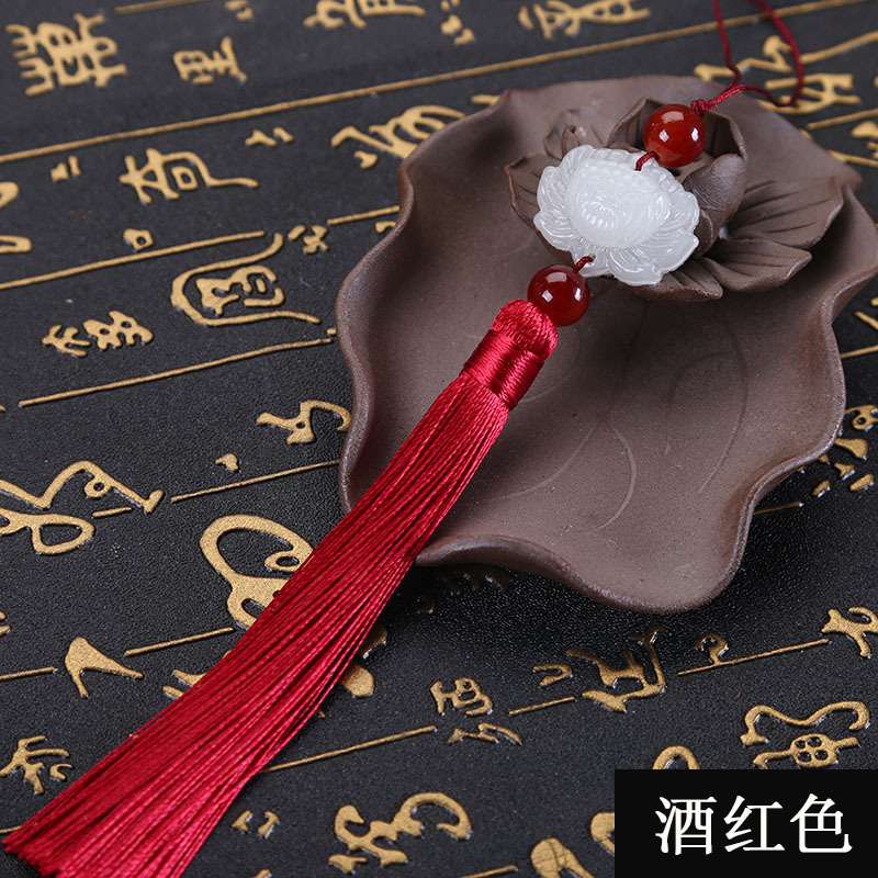 Dây tua rua hình hoa sen và hình tròn trang trí