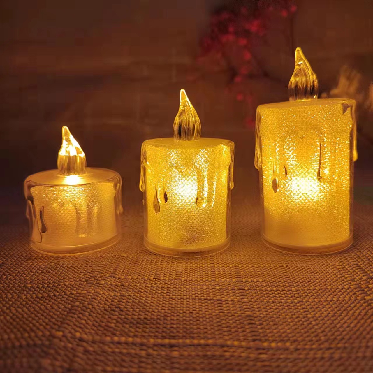 Nến điện tử vỏ nhựa dùng trang trí tiệc, thắp sáng lung linh