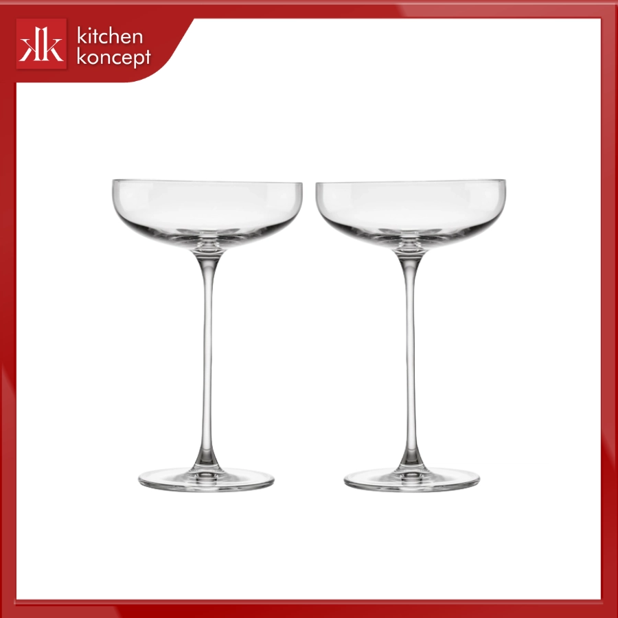 Bầu ly thiết kế rộng giúp hương vị cocktail lan tỏa mạnh