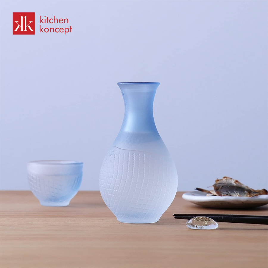 Chất liệu thủy tinh trong suốt làm nổi bật màu sắc thức uống