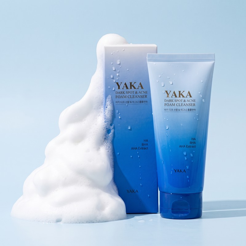 Sữa rửa mặt YAKA cho da mụn và bị đốm thâm 120ml