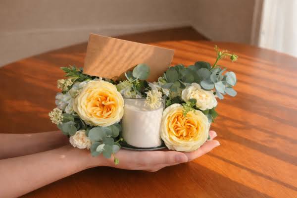 Những dịp đặc biệt nên tặng hoa và ý nghĩa của từng món quà